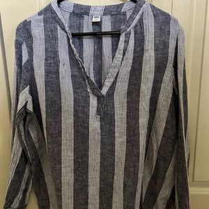 Old Navy long sleeved gray and white striped shirt